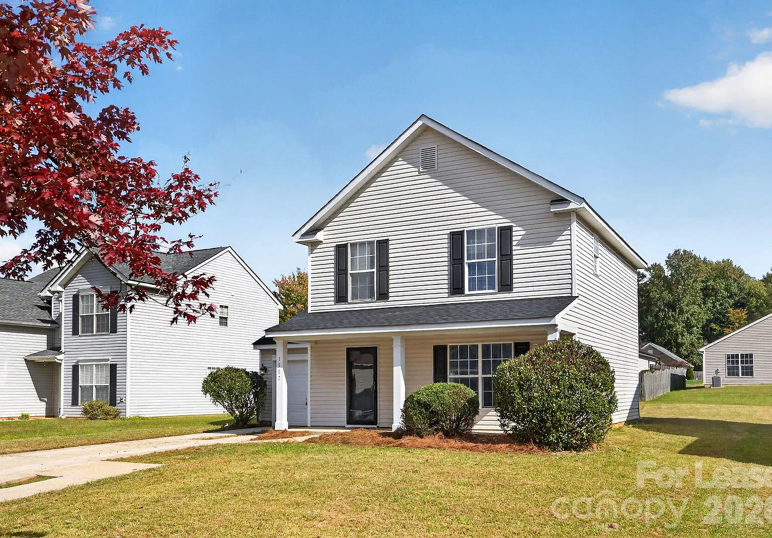 3 bed, 2.0 bath, 1381 sqft, $1,795 — Photo 2