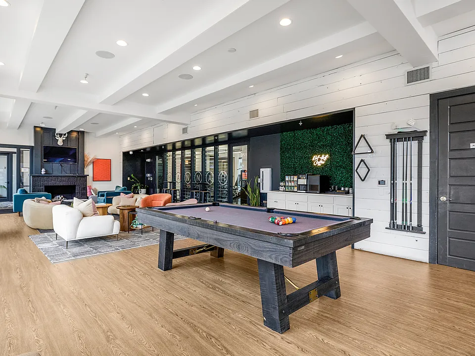 Hannah Townhomes & Lofts
