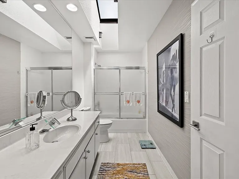 Jack and Jill bathroom.