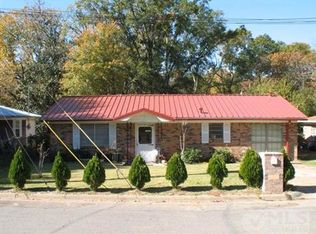 625 Walnut Cir, Athens, TX 75751