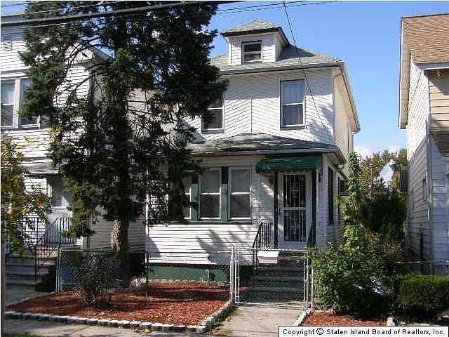 1st image of 152 Arlington Ave