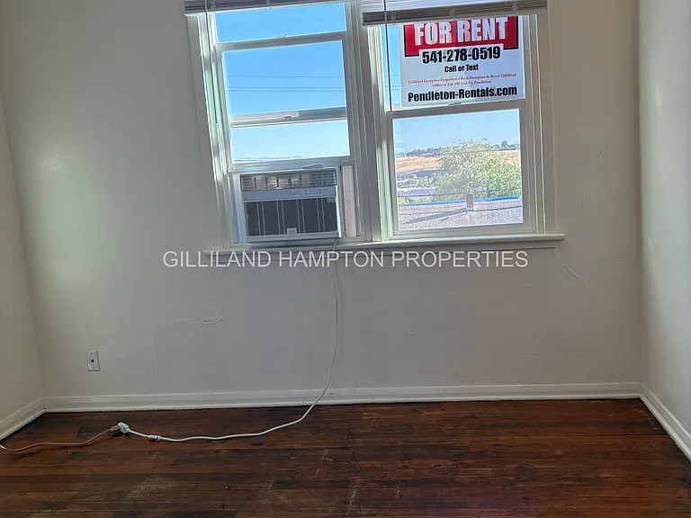 318 NW 15th St #318 — Photo 36