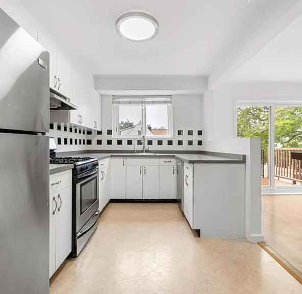 2534 Wilson Ave #1 — Photo 6