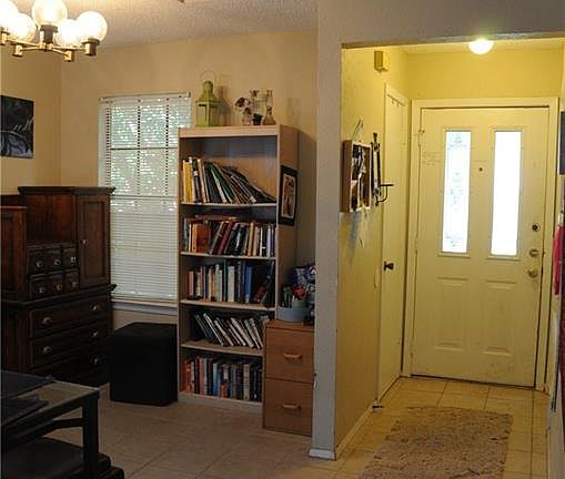 3rd image of 2610 Garrettson Dr #B