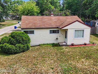 275 Rivard Blvd, Waterford, MI, 48327