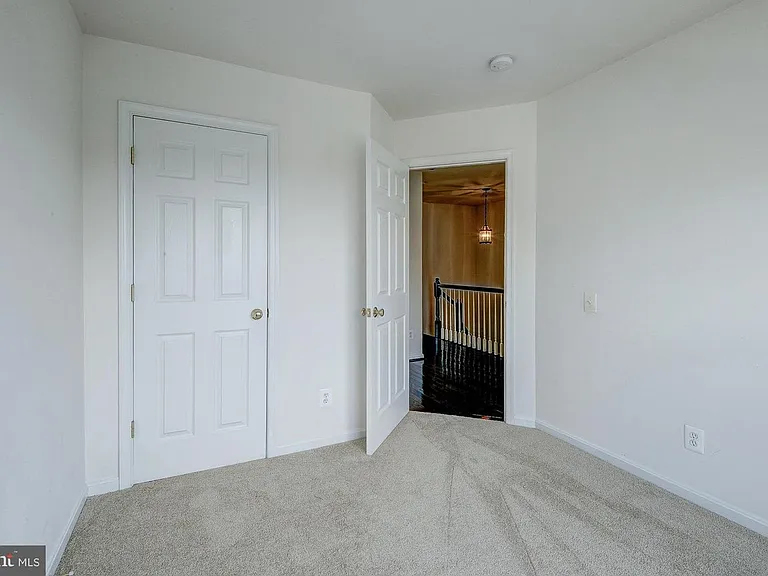 6325 Dunn Ct — Photo 27