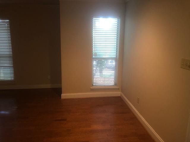1st image of 2510 Cranbrook Ln APT 7