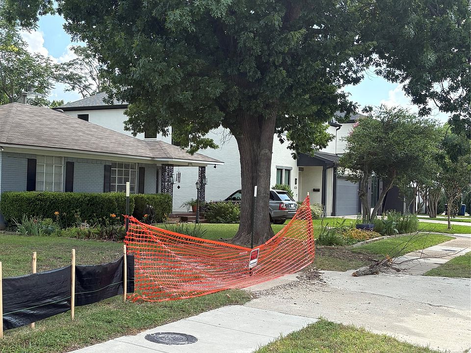 2nd image of 4334 Sexton Ln