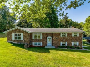 5504 New Chapel Rd, Jeffersonville, IN 47130