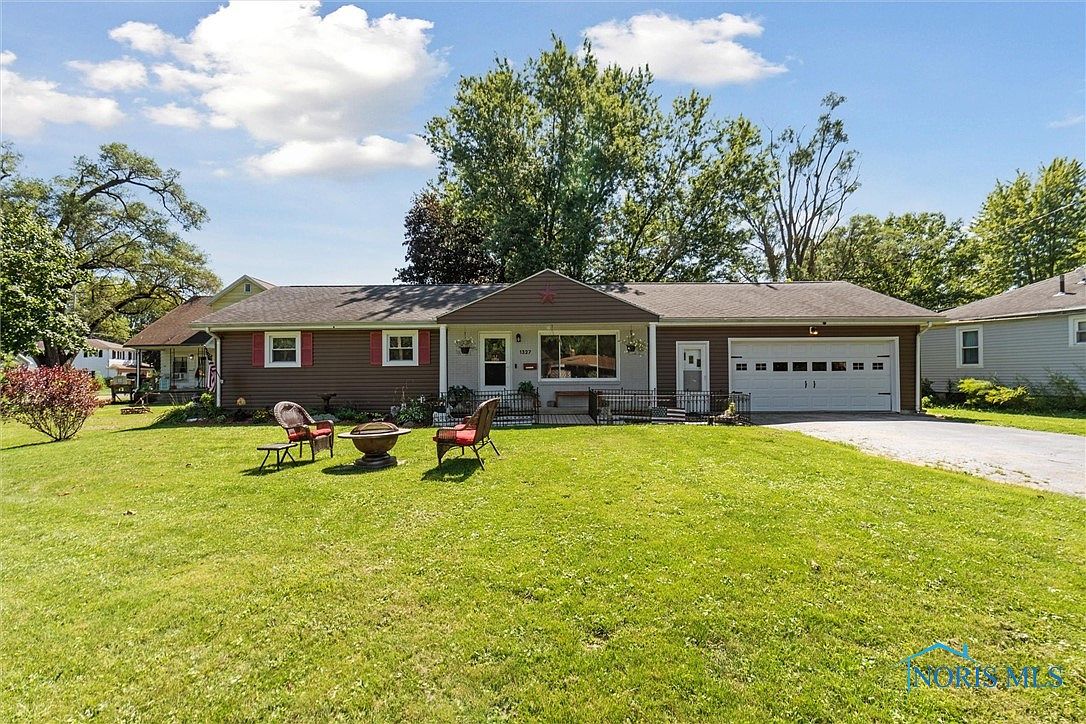 1327 Blanchard Ave, Findlay, OH 45840 Zillow