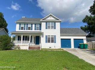 121 Fall Dr, Jacksonville, NC 28540