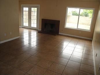 3rd image of 14784 Wintergreen St