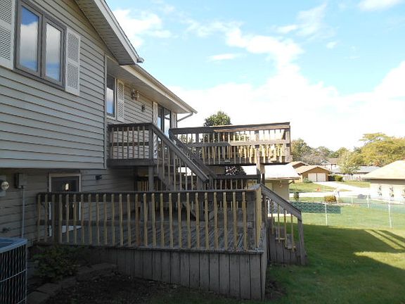 2nd image of 206 Sienna Ct