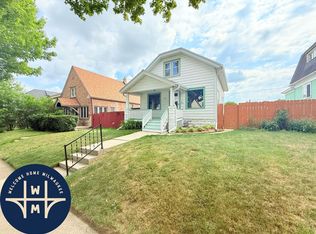 2054 S 72nd St, West Allis, WI 53219