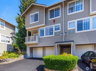 18632 NE 55th Way, Redmond, WA
