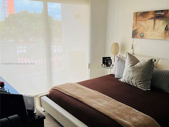 4th image of 1300 NE Miami Gardens Dr APT 308E