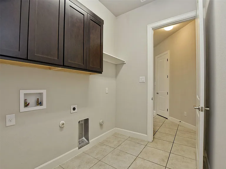 3009 Media Dr — Photo 14