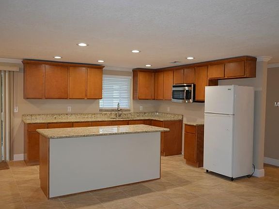3rd image of 6400 N Grady Ave