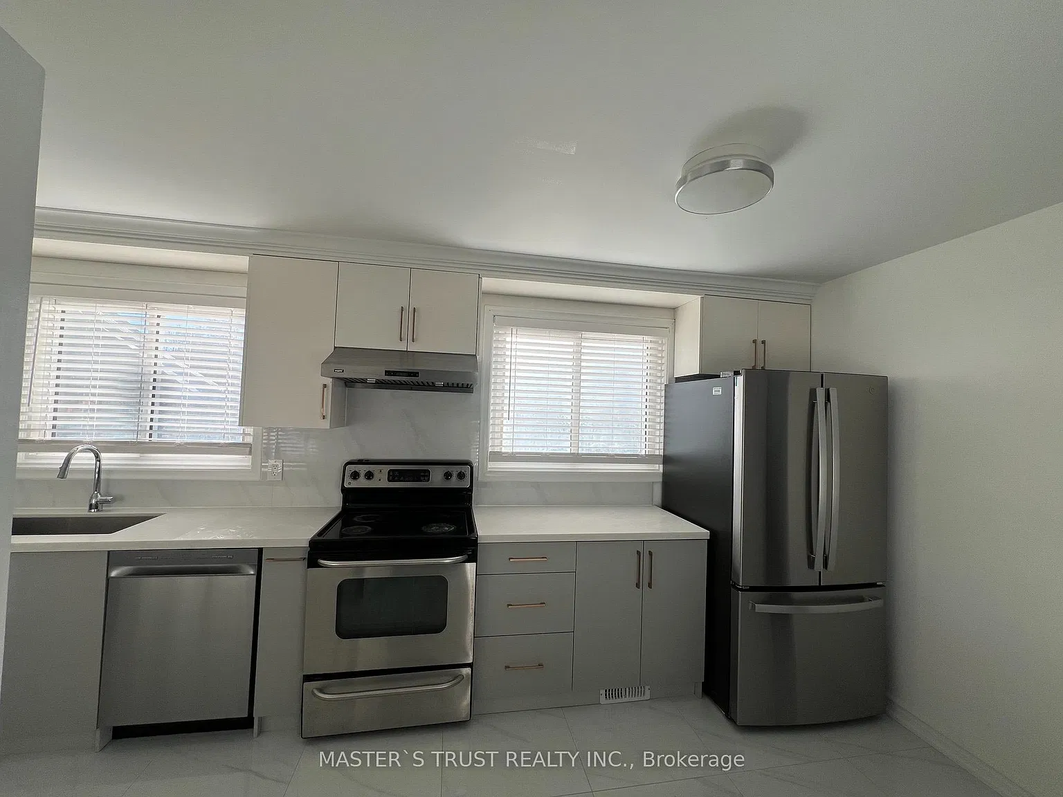 4 bed, $3,480 — Photo 4
