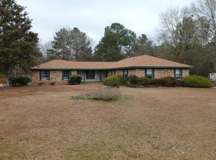 83 Harvest Cir, Petal, MS 39465
