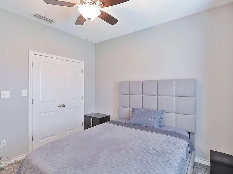 3126 Oakley St — Photo 17