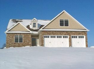 2723 N Ridge Dr, Duluth, MN 55811