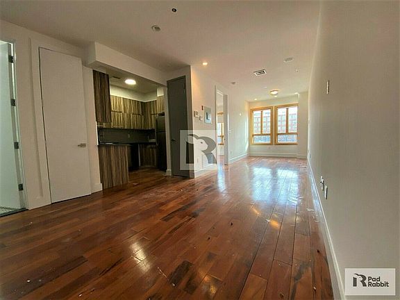 4th image of 327 Herkimer St APT 2R