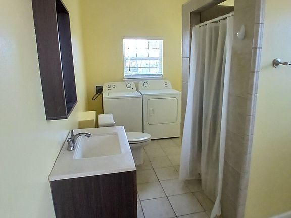 Bathroom INCLUDES Washer and Dryer!