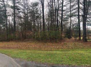 London Ln, Amherst, VA 24521