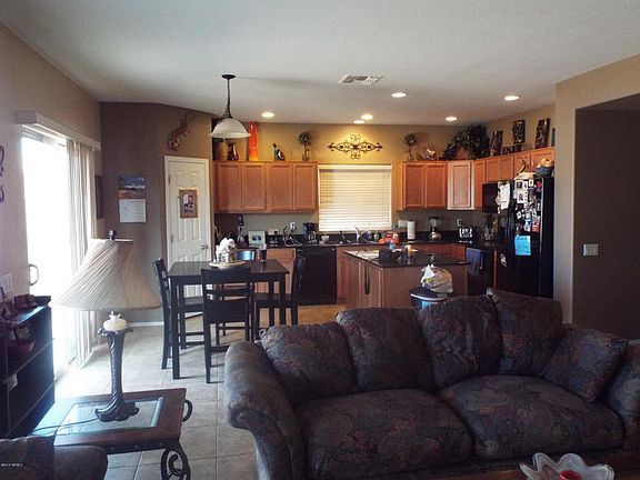 2nd image of 21156 E Liberty Pl
