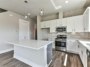 2507 Des Chaumes St, Houston, TX 77026