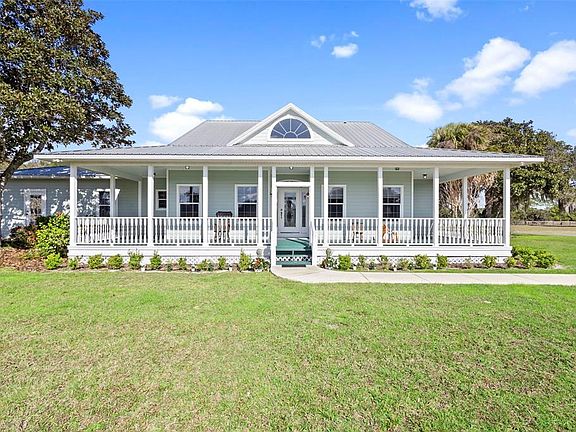 3rd image of 42554 Maggie Jones Rd
