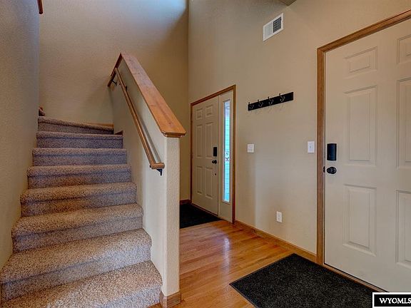 2nd image of 617 7th St
