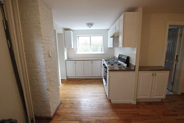 Rented by Bedford 6 Real Estate | media 18