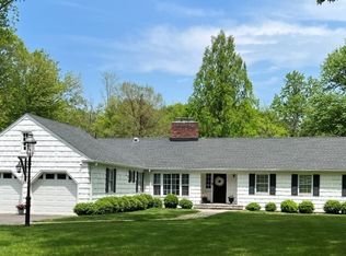 9 Wildwood Dr, Basking Ridge, NJ 07920