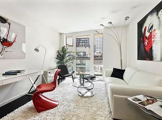235 E 44th St APT 3D, New York, NY 10017
