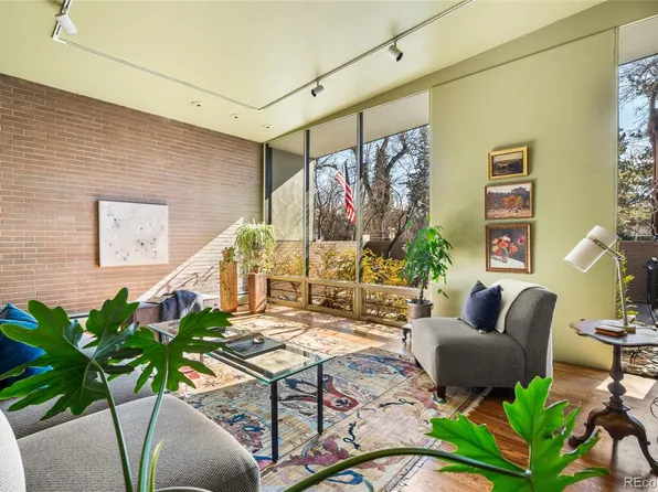 2735 E 7th Avenue Parkway, Denver, CO 80206