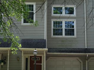 8553 Adams Ct, Hummelstown, PA 17036