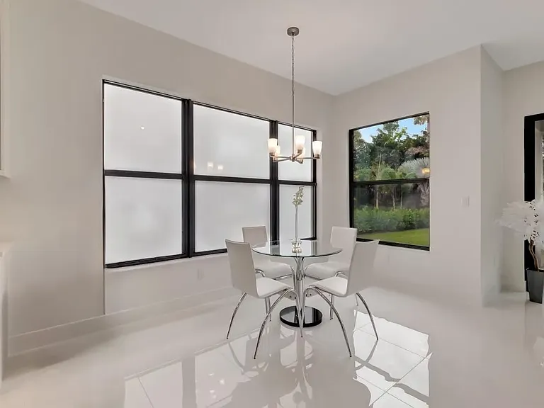 8612 Swinley Forest Way — Photo 5