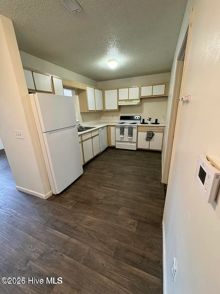 1 bed, 1.0 bath, 625 sqft, $795 — Photo 4