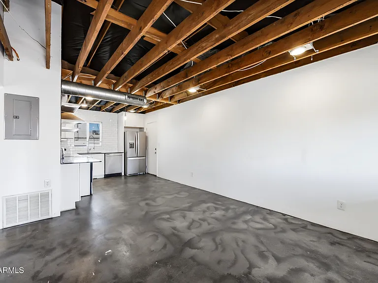 3601 N 15th Ave #10 — Photo 4