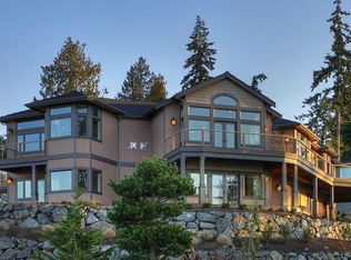 17910 Vista Del Mar Dr, Edmonds, WA 98026