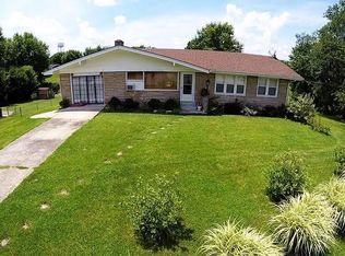 210 Blue Grass Dr, Richmond, KY 40475