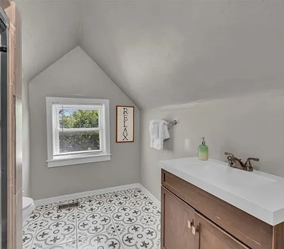 Bathroom #2