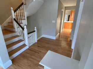 14 Perkins St, Winthrop, MA 02152