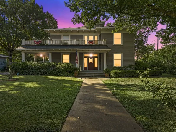 900 Park Dr, Hillsboro, TX 76645