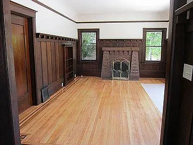 6420 Colby St — Photo 2