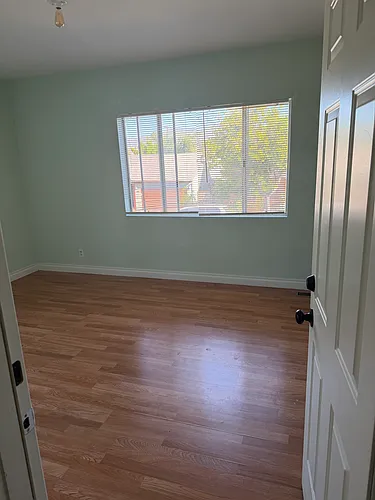1112 Scofield Dr Photo 1