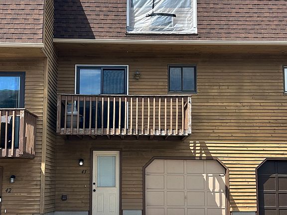 3rd image of 895 Matthews Street #43