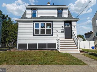 113 Center Ave, Mount Ephraim, NJ 08059